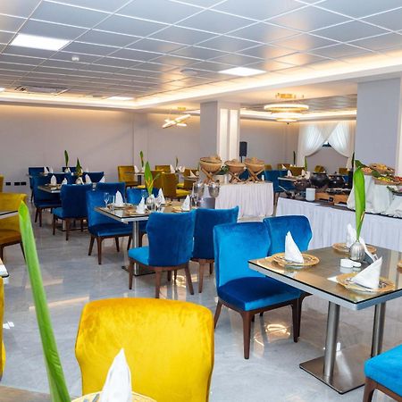 Oak Plaza Hotels East Airport Accra Kültér fotó