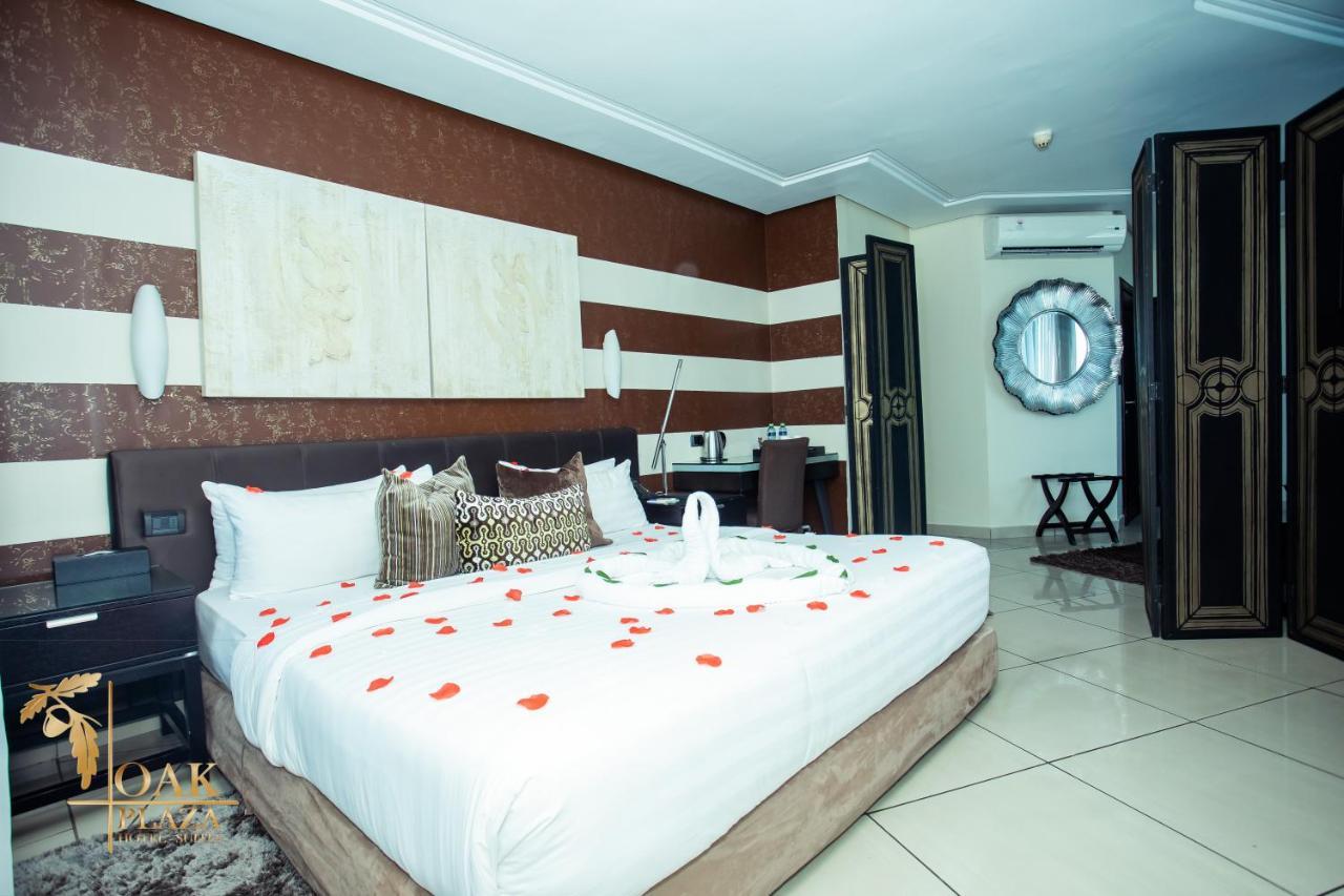 Oak Plaza Hotels East Airport Accra Kültér fotó