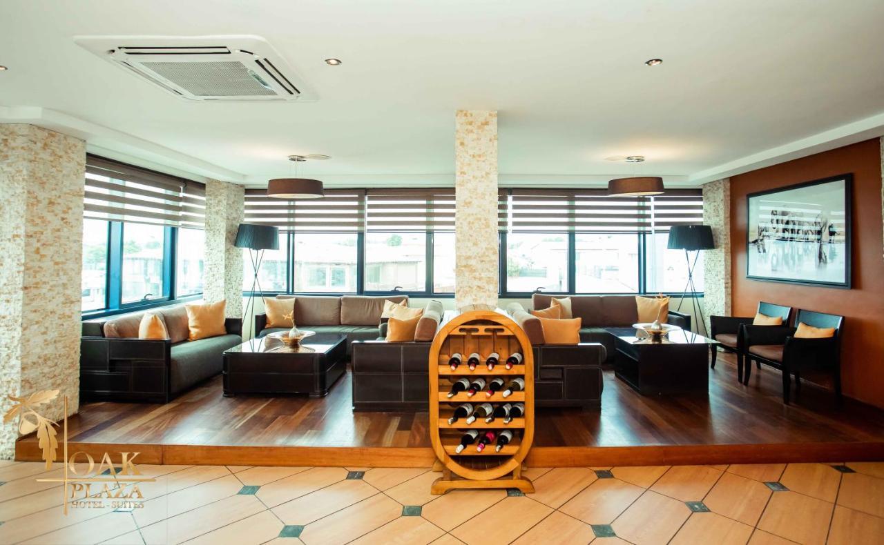Oak Plaza Hotels East Airport Accra Kültér fotó