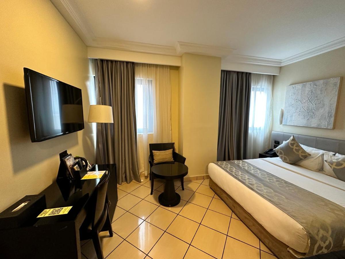 Oak Plaza Hotels East Airport Accra Kültér fotó