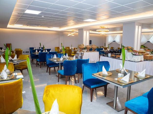Oak Plaza Hotels East Airport Accra Kültér fotó