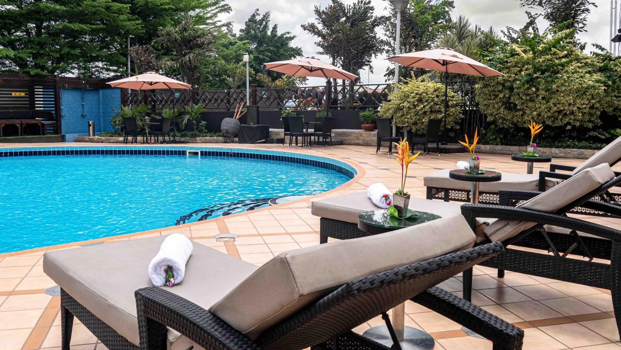 Oak Plaza Hotels East Airport Accra Kültér fotó