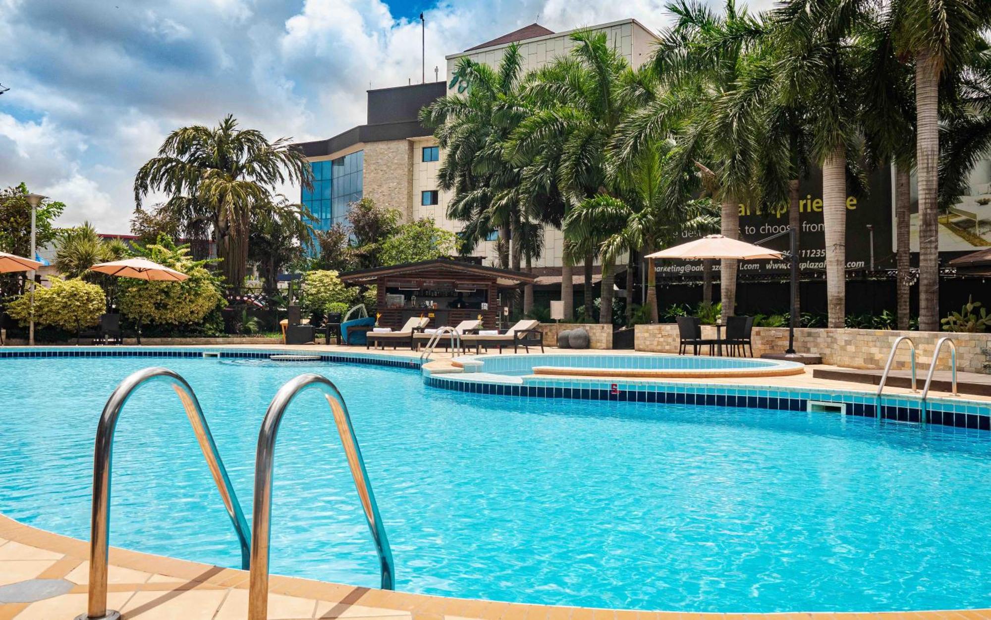 Oak Plaza Hotels East Airport Accra Kültér fotó