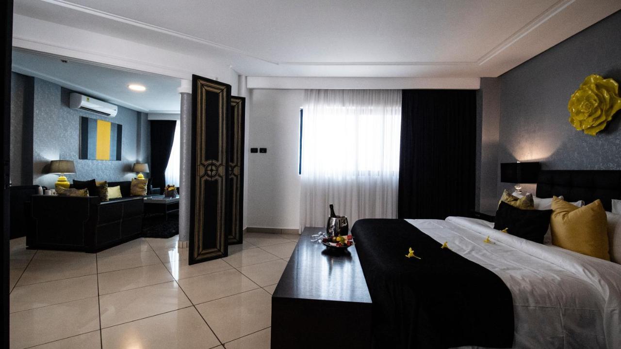 Oak Plaza Hotels East Airport Accra Kültér fotó