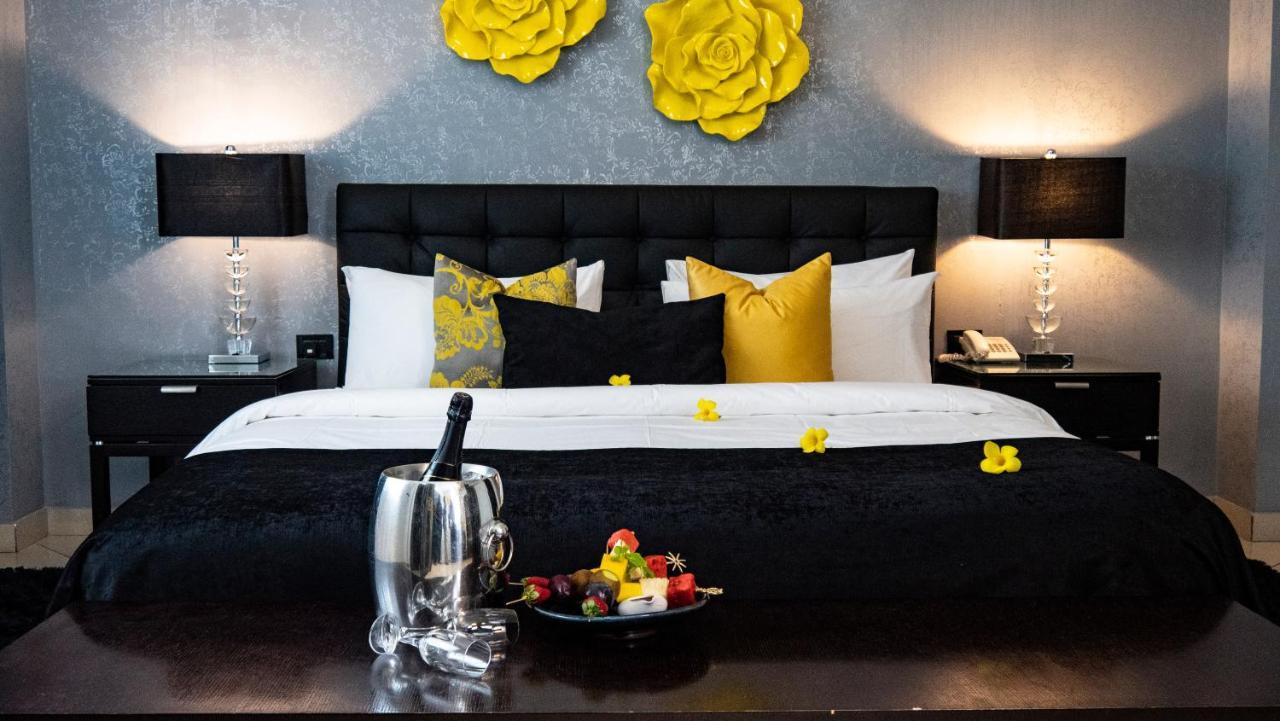 Oak Plaza Hotels East Airport Accra Kültér fotó